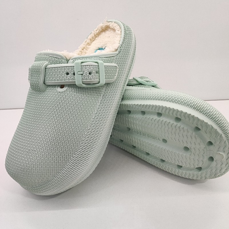 ZAPATILLA DESCANSO CASA ULTRACOMODA CON BORREGUILLO INTERIOR GRIS / VERDE CALRO