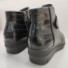 BOTIN PLATAFORMA CON CUÑA CONFORT Y TIRA VELCRO AJUSTABLE  NEGRO