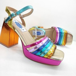 SANDALIA FIESTA TACON ANCHO Y PLATAFORMA Y TIRAS RECTAS MULTICOLOR FUCSIA