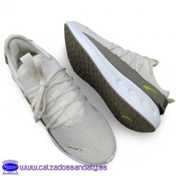 ZAPATILLA PUMA RUNNING MODA CALCETIN Y CORDON SOFTRIDE CARSON FRESH - BEIG / VERDE