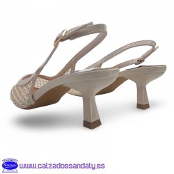 ZAPATO FIESTA PUNTA FINA Y TACON BAJO COMODO PARA VESTIR DESTALONADO CON HEBILLA - BEIGE -