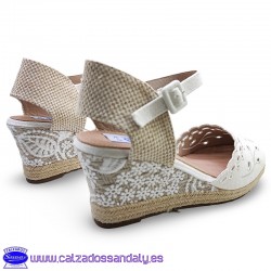 ESPARTEÑA ALPARGATA BLANCA BORDADA CON CUÑA MEDIA BAJA COMODA Y ELEGANTE - NOVIA - BLANCA - MAYRA -