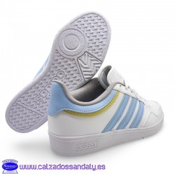 ADIDAS HOOPS 4.0 MODA VESTIR BLANCO / CELESTE CON ESTILO RETRO BASKET MODA