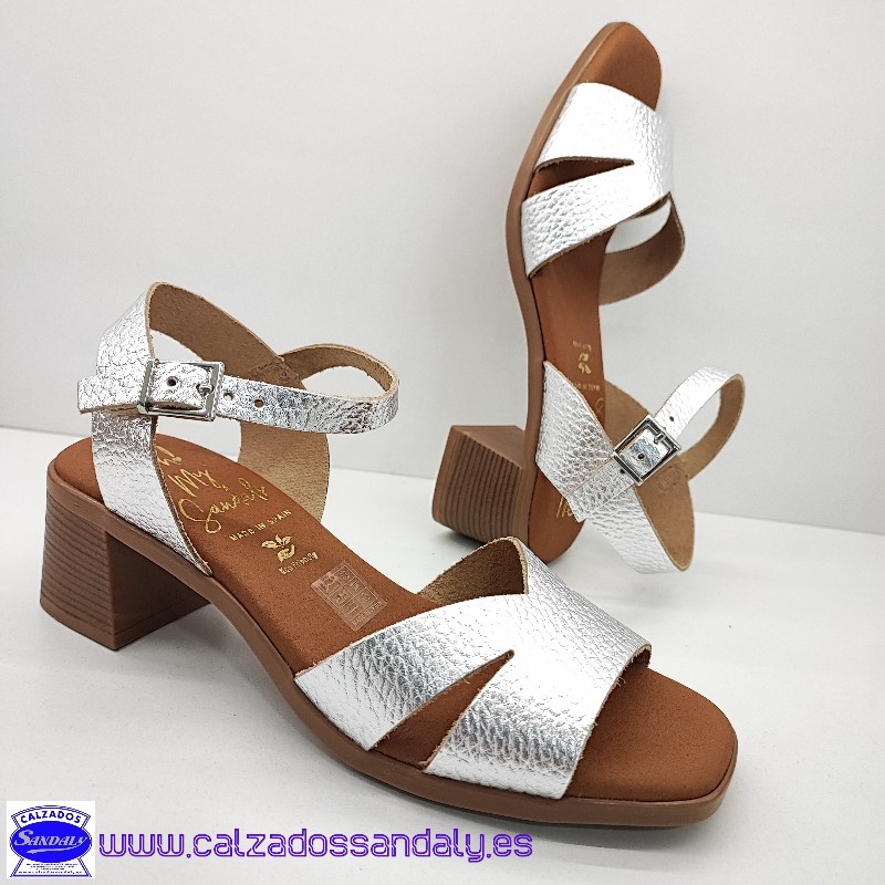SANDALIA TACON MEDIO CONFORT CON PLANTILLA DE PIEL Y GEL Y TIRA ABIERTA DE VESTIR - PLATA - OH MY SANDALS