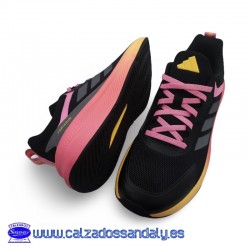 ADIDAS RUNNING FORTARUN PUNTERA REFORZADA Y TRANSPIRABLE - NEGRO CON SUELA MULTICOLOR