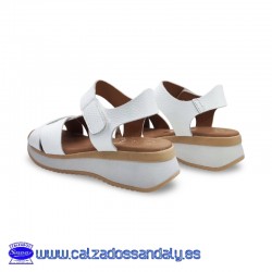 OH MY SANDALS SANDALIA TIRAS CRUZADAS EN PIEL BLANDITA CON PLANTILLA GEL Y HORMA CONFORT - BLANCO