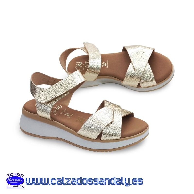 OH MY SANDALS SANDALIA TIRAS CRUZADAS EN PIEL BLANDITA CON PLANTILLA GEL Y HORMA CONFORT - CHAMPAN